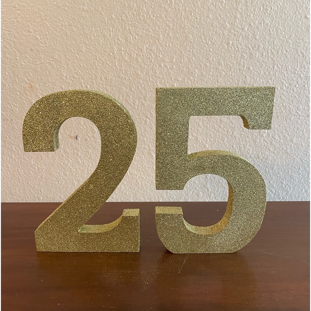 2 & 5 Gold Glitter Number Decor